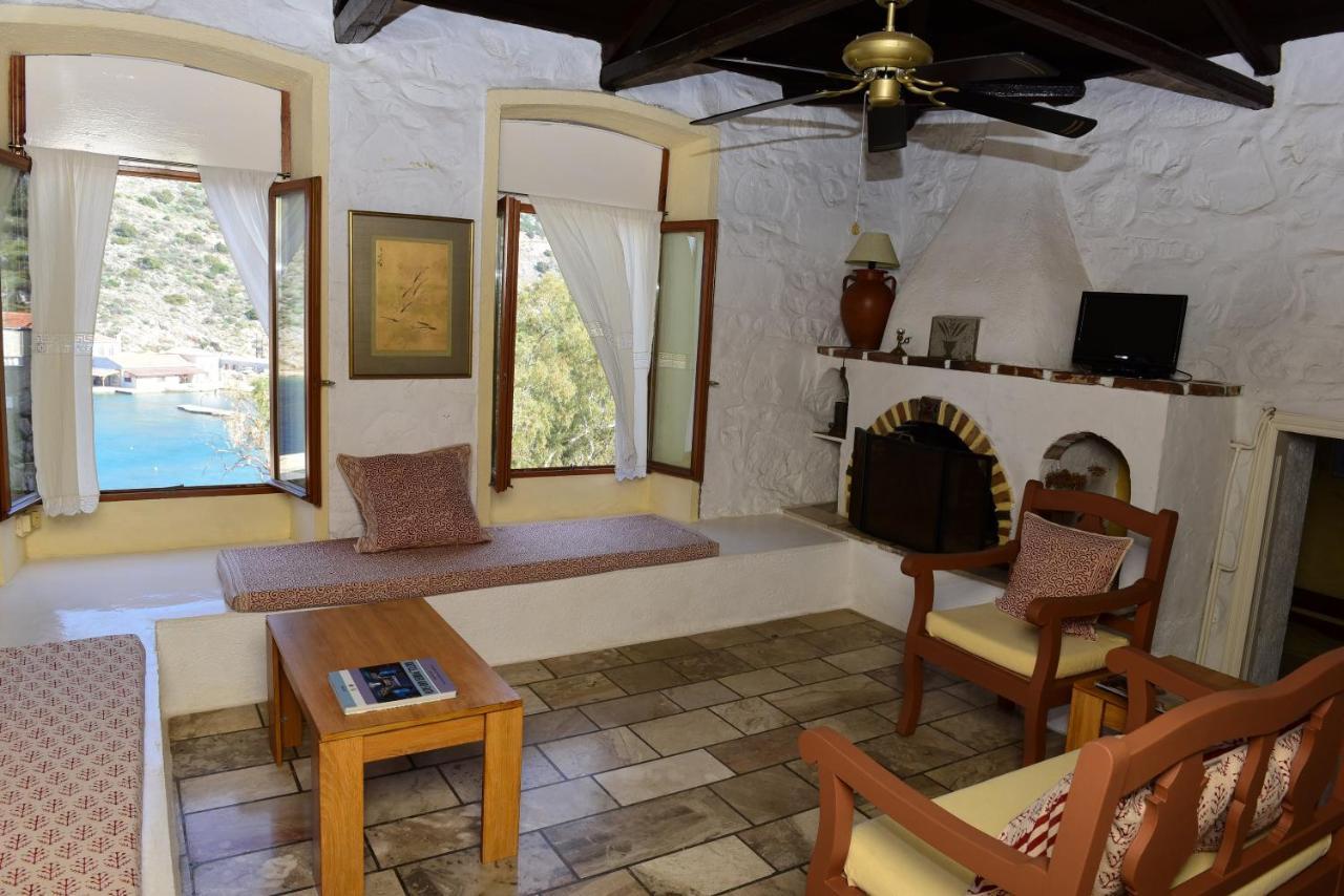 Вілла Arbeli House Mandraki  Екстер'єр фото